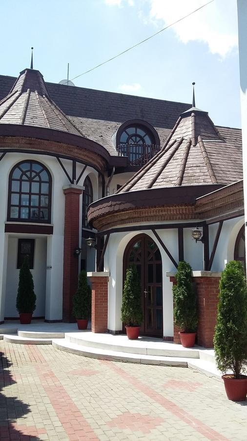 Karikas Hotel Hajduszoboszlo Bagian luar foto